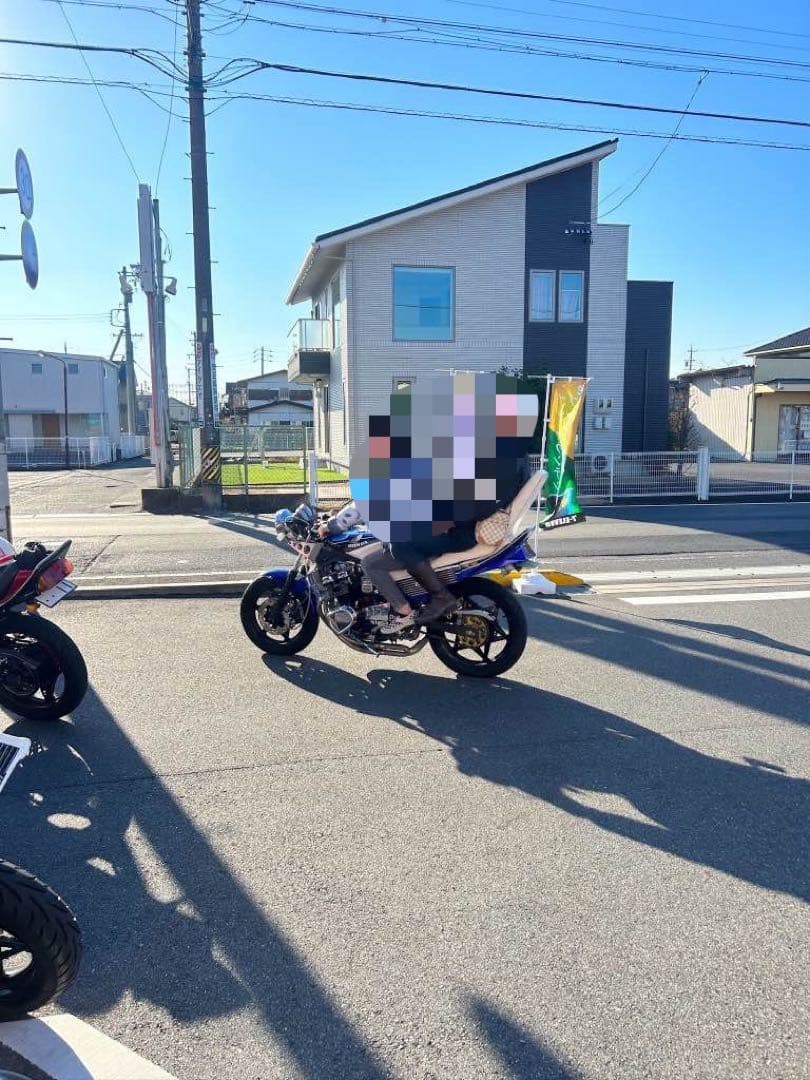 CBR400F三段シート