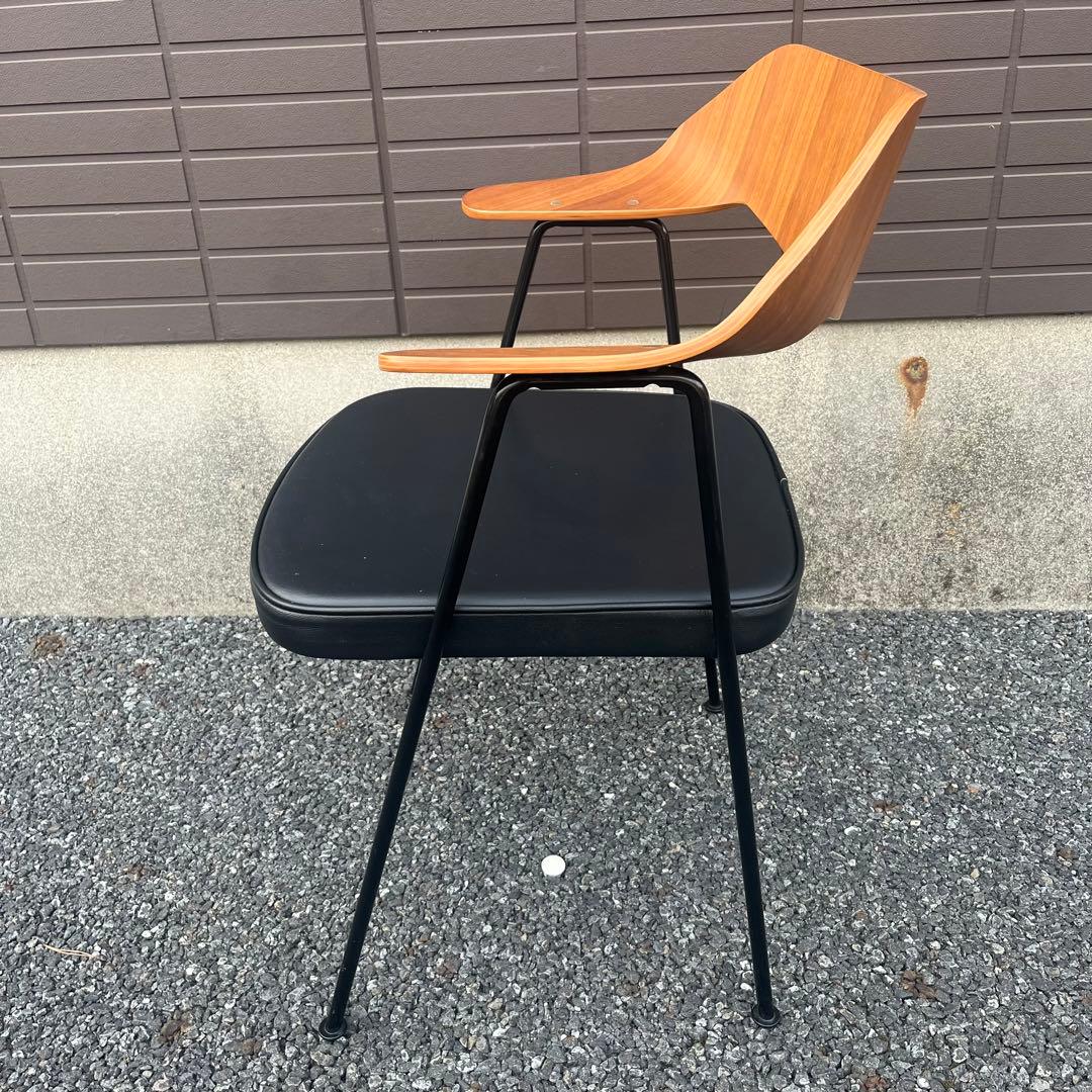 アクタス　ダイニングチェア　Case Furniture 675チェア