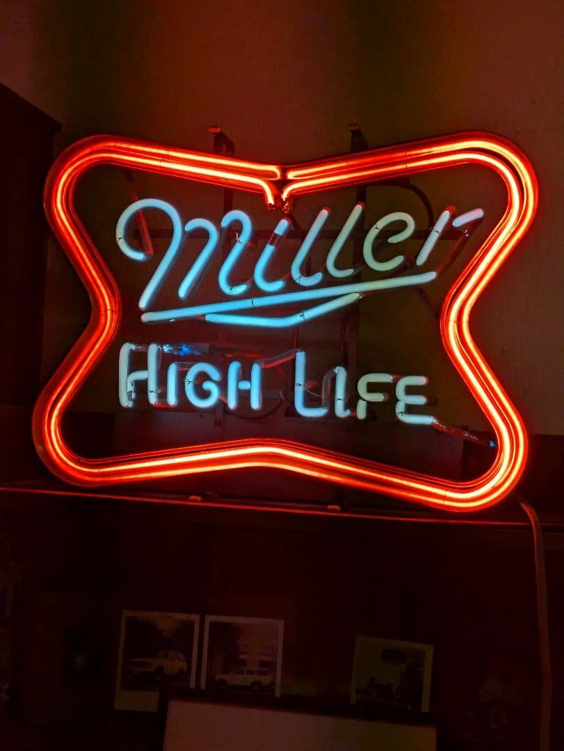 C*!様 70s　ネオンサイン Miller ビール　neon sign bee