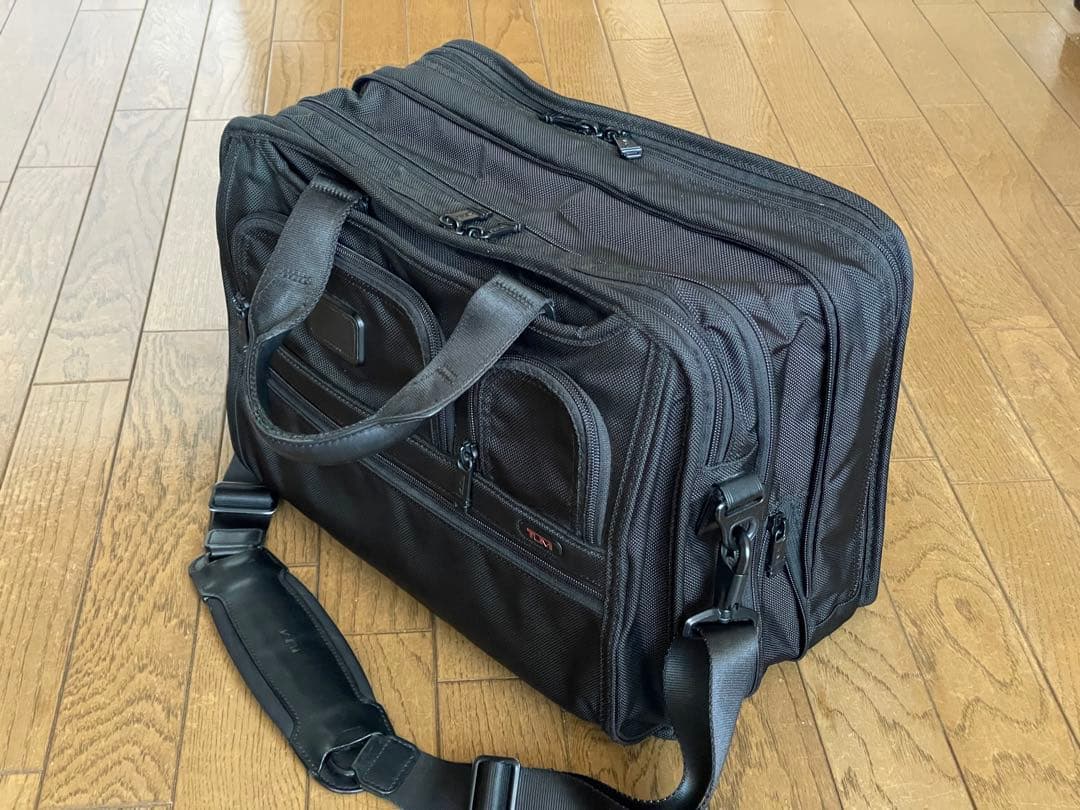 TUMI トゥミ ALPHA 2WAY エクスパンダブル ブリーフケース