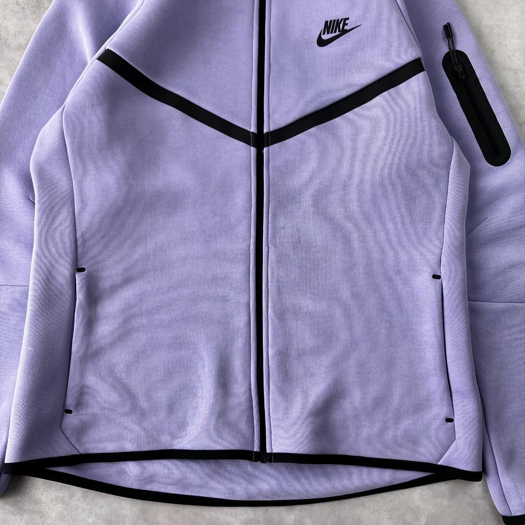 美品　ナイキ　テックフリース フルジップパーカー　希少品　782