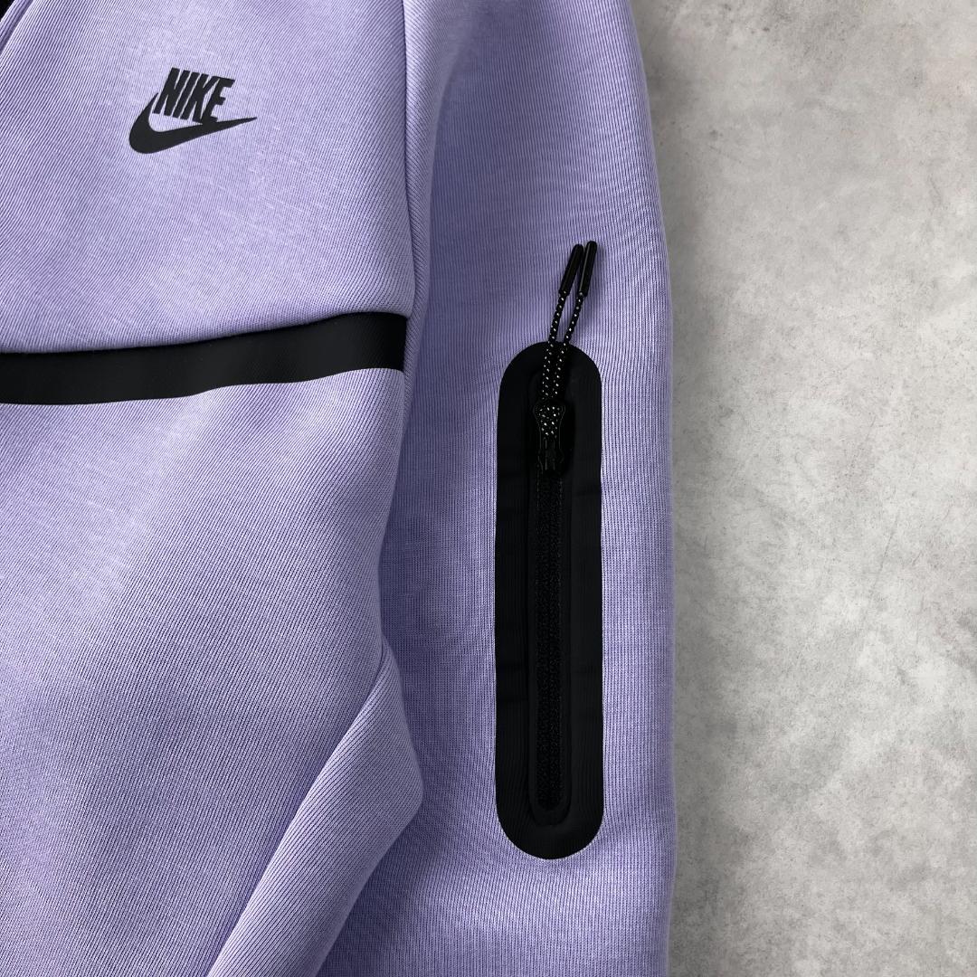 美品　ナイキ　テックフリース フルジップパーカー　希少品　782