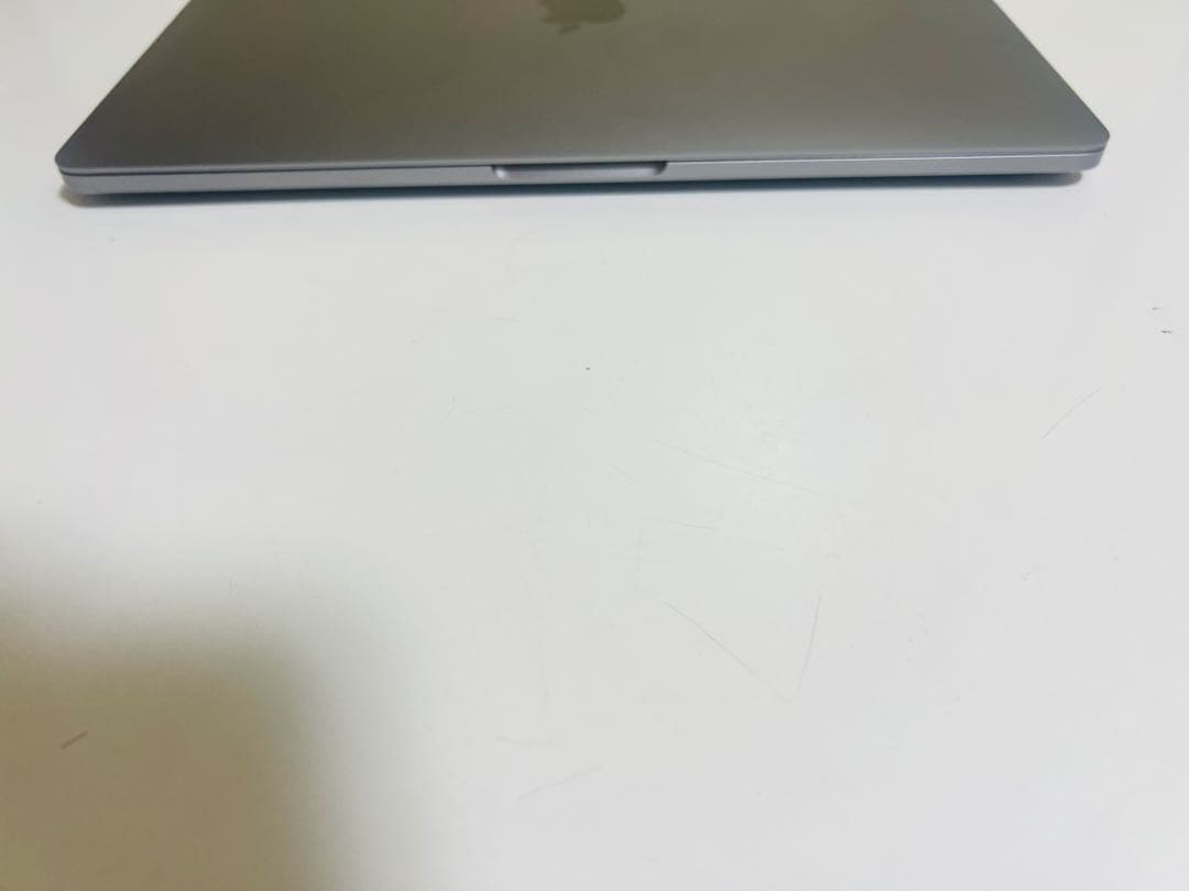 MacBook本体 Macbook Pro 2020 i5/16/512GB