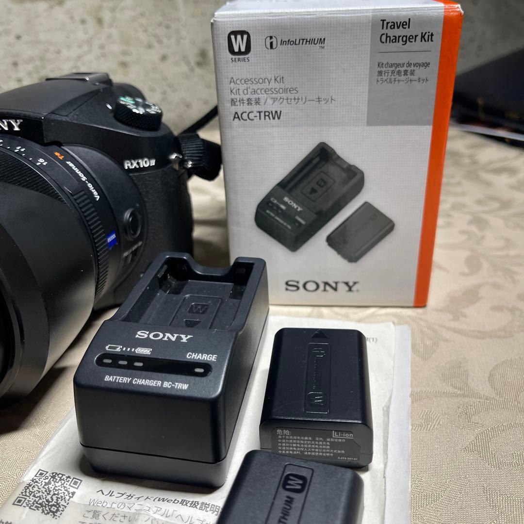 SONY サイバーショット　DSC-RX10M-4