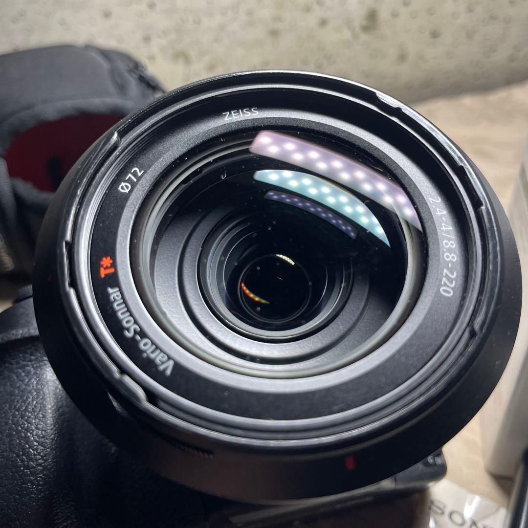 SONY サイバーショット　DSC-RX10M-4