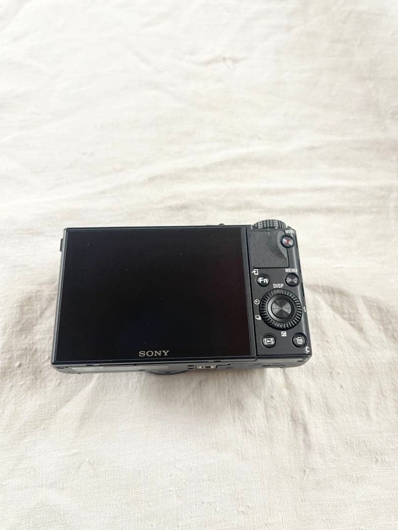 SONY RX100M7コンパクトデジタルカメラ