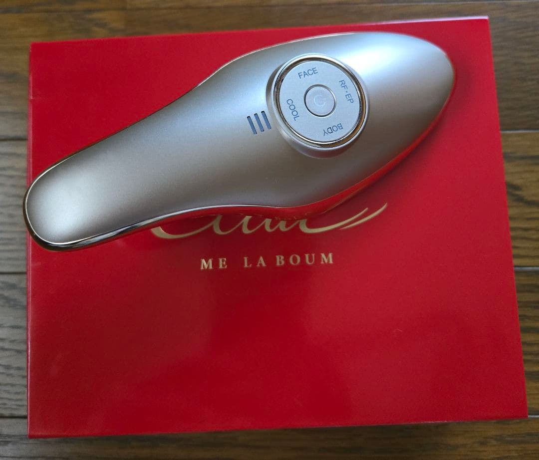 MEラボンエクラ美顔器ECL-02 　IKKOさんプロデュース