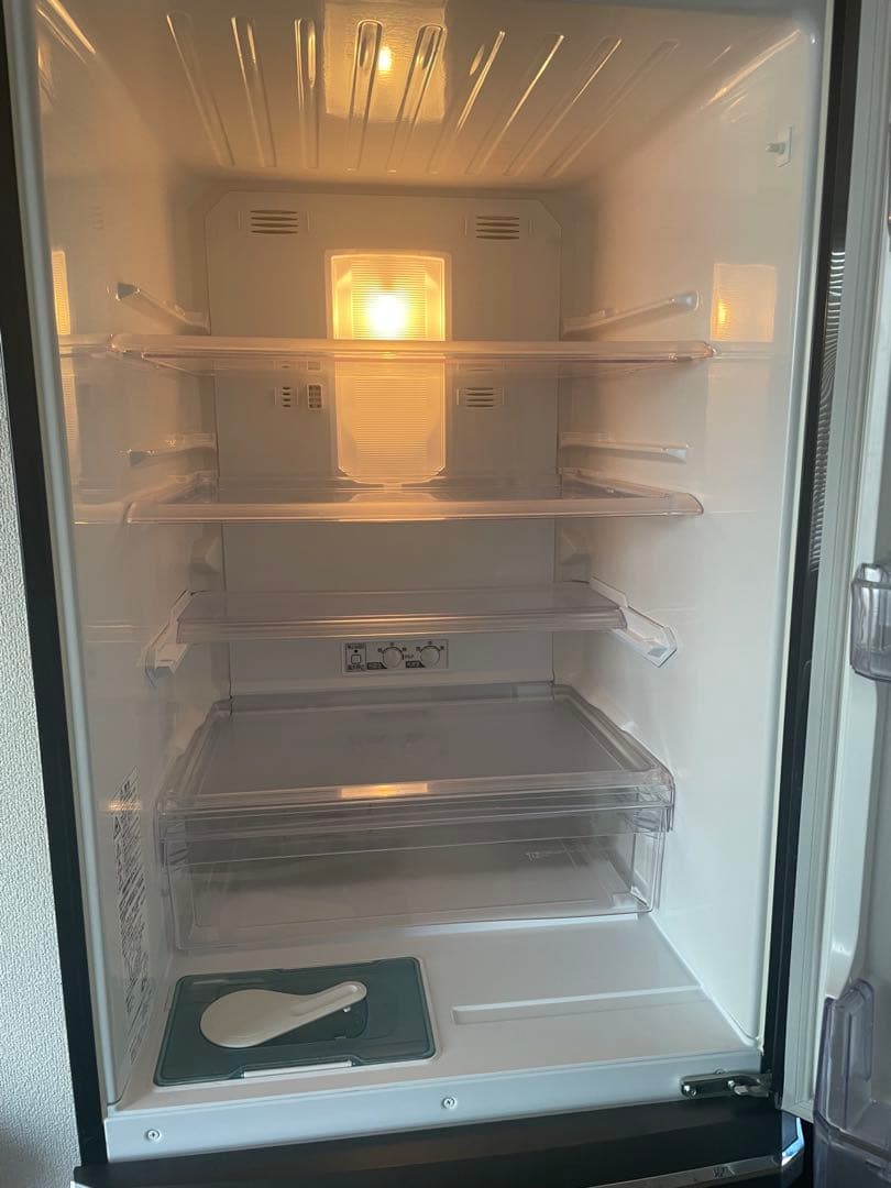 【大型冷蔵庫　破格】三菱ノンフロン冷凍冷蔵庫MR-C37W-B