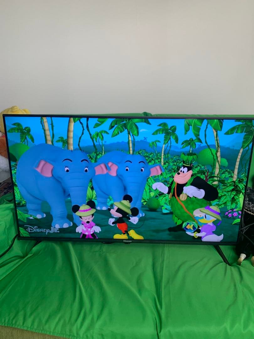 ハイセンステレビ40V型 40E45N 2024年製