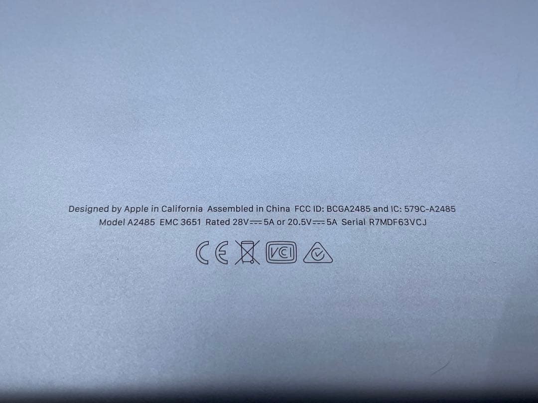 MacBook Pro 16インチM1 Pro / 16GB / 1TB SSD