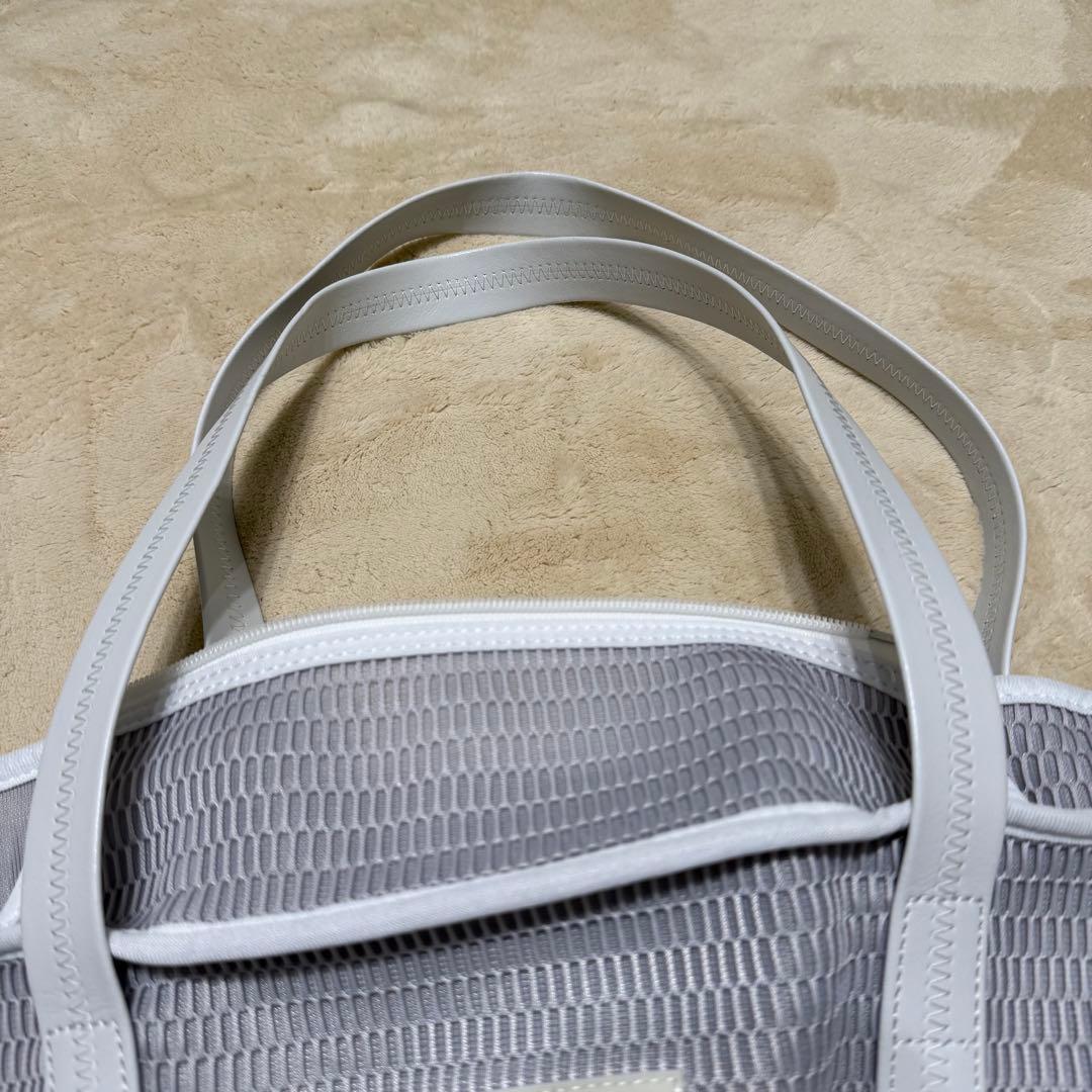 【美品】q bag paris ネストジップ L グレージュビアンコ