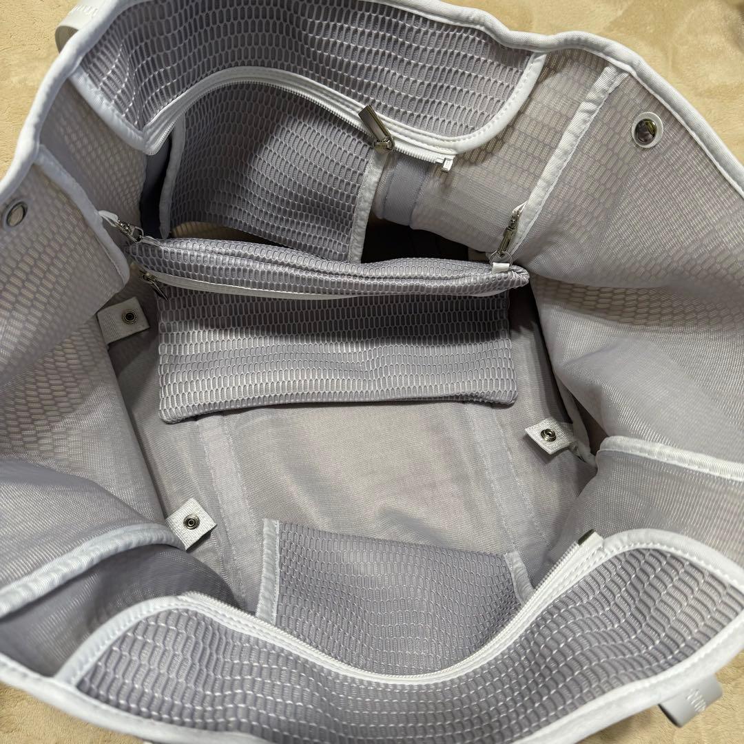 【美品】q bag paris ネストジップ L グレージュビアンコ