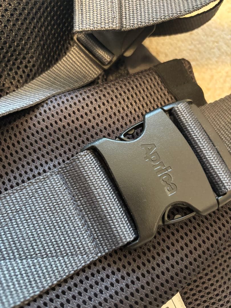 美品　Aprica 抱っこ紐 ラクリス