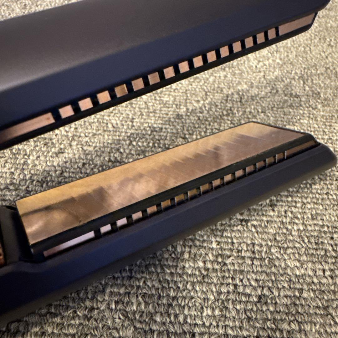 ダイソン コラール ヘアアイロン ストレート HS07