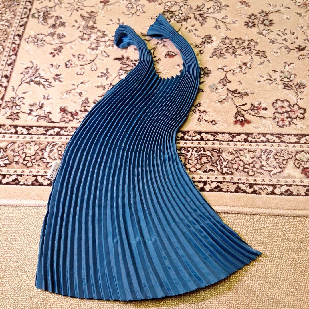 美品　ISSEY MIYAKE プリーツプリーズバッグロイヤルブルー♥️