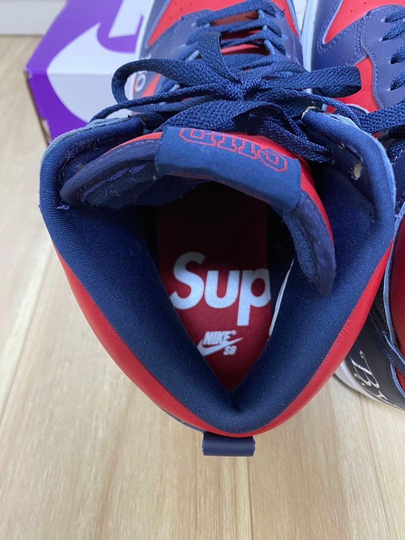 supreme × nike SB dunk high