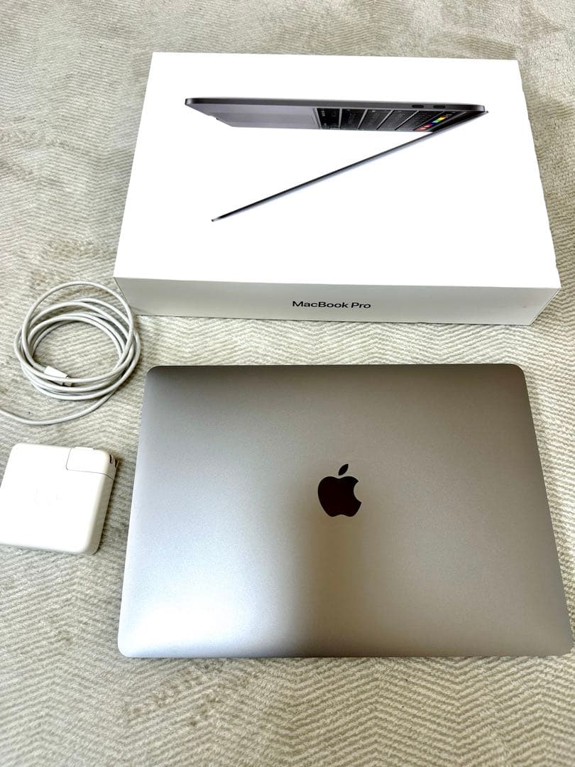 【美品】Mac Book PRO 2020 16G 512G スペースグレー