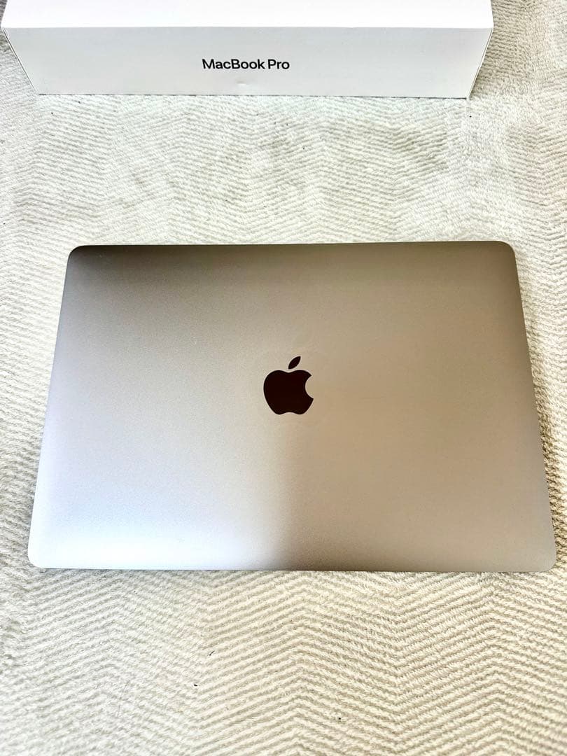 【美品】Mac Book PRO 2020 16G 512G スペースグレー