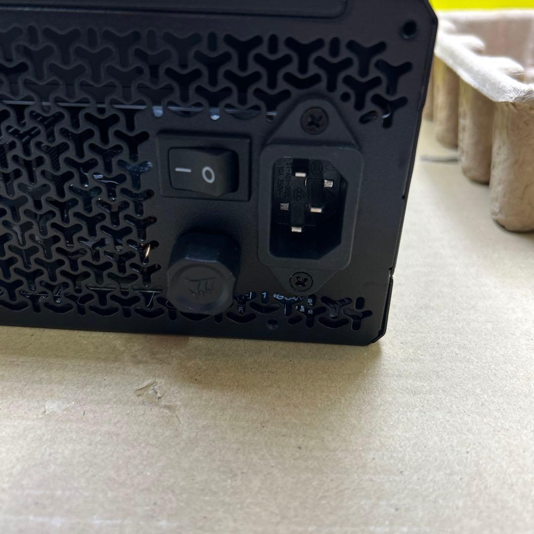 CORSAIR RM1000x 2024年モデル