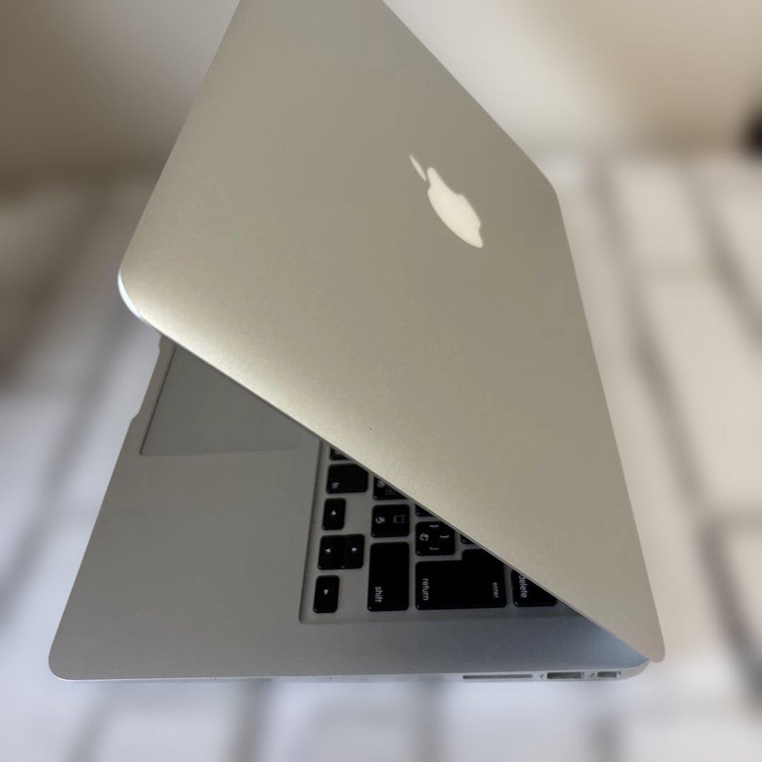 凜*様 美品 MacBook Air 2017 充電器あり
