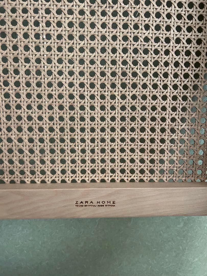 ZARA  ラタンチェア