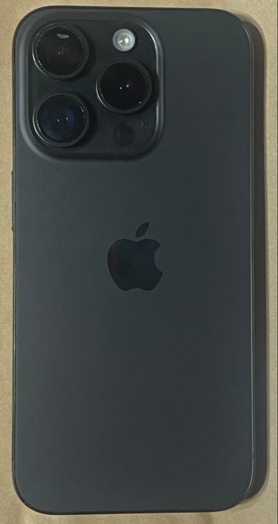 iPhone 15 Pro 256GB バッテリー100%