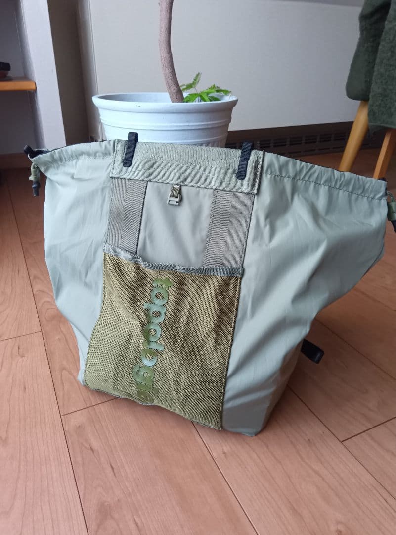 topologie Summit Tote ブラック サミットトート ミディアム