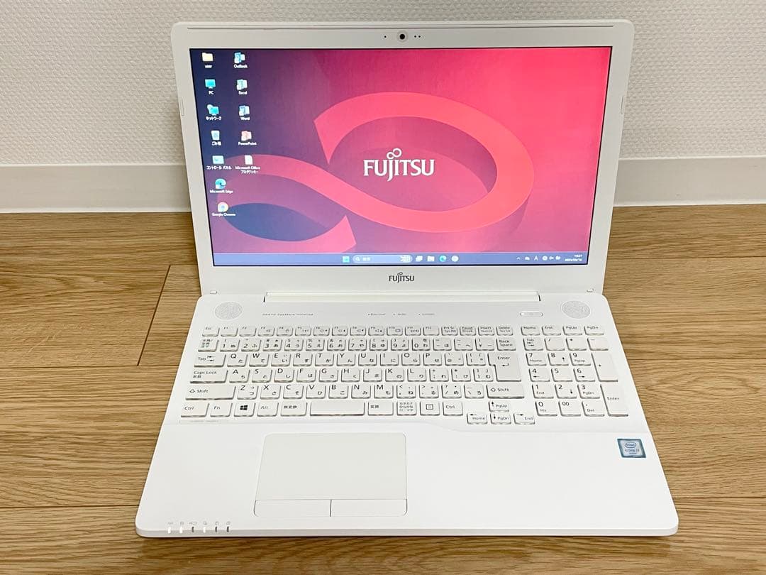 【美品】富士通 LIFEBOOK i7-6700HQ 16GB SSD256GB