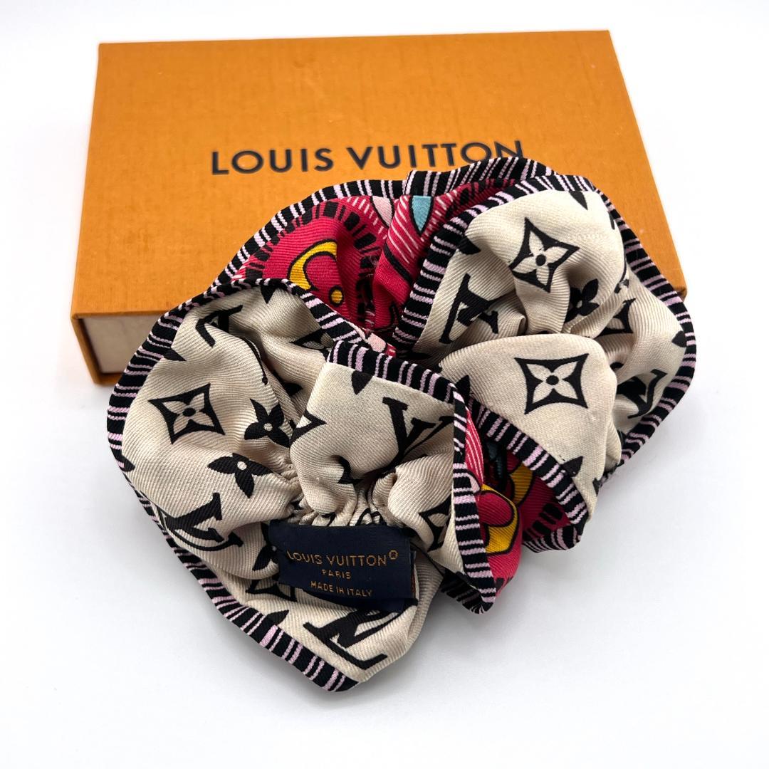 【極美品】ルイヴィトン ヘアアクセサリー シュシュ モノグラム タイルズ シルク