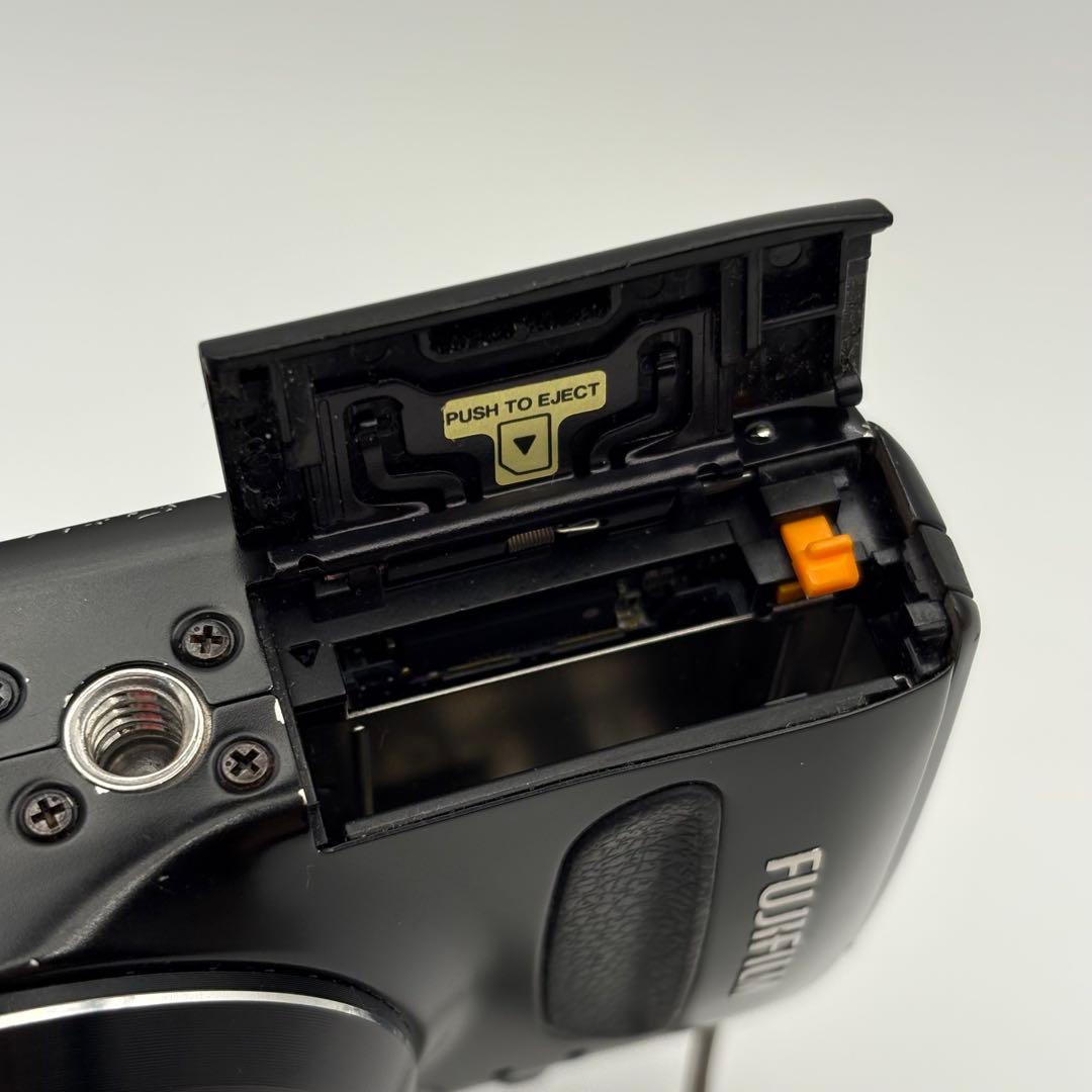 Fujifilm FinePix F660EXR デジカメ 動作確認済