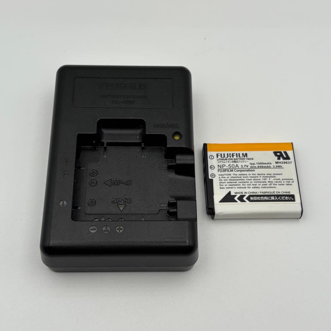 Fujifilm FinePix F660EXR デジカメ 動作確認済