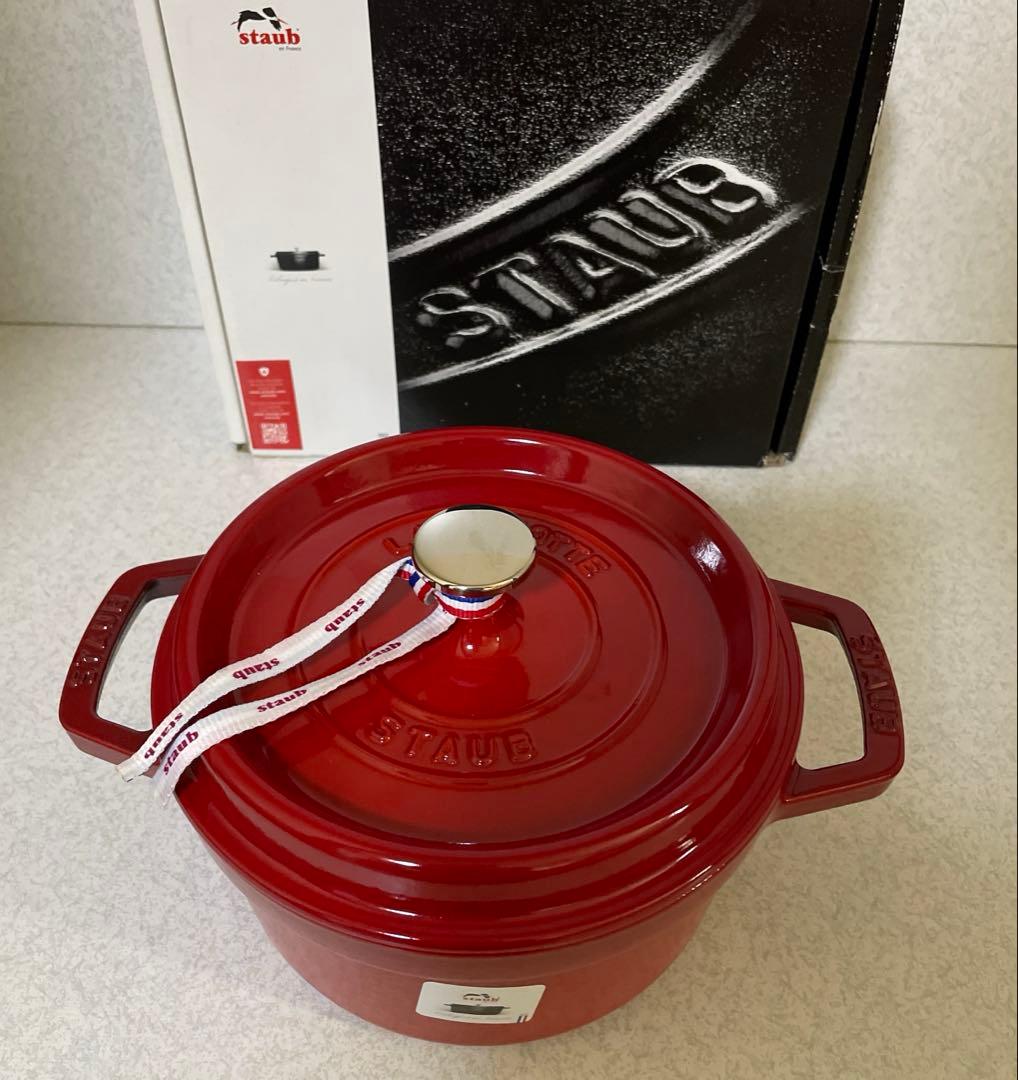 新品 ストウブ ピコ ココット ラウンド チェリー 20cm