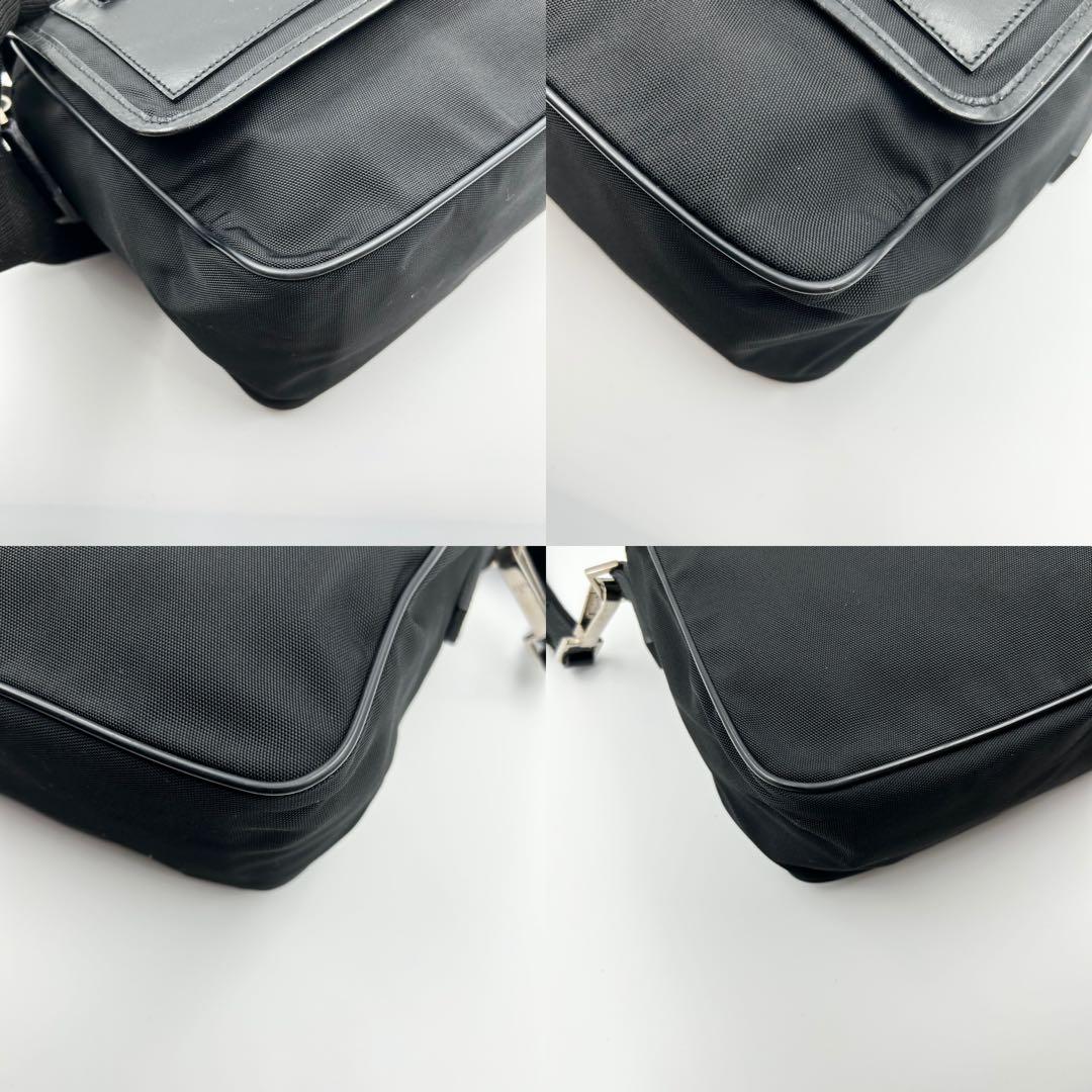 美品✨ グッチ ショルダーバッグ メッセンジャー 黒 裏地総柄 レザー ナイロン