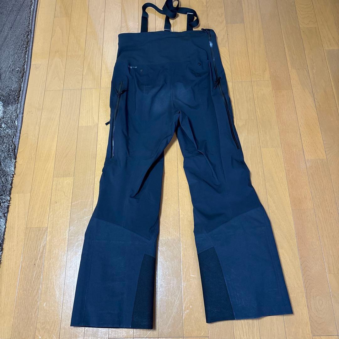 Arc'teryx ビブパンツ