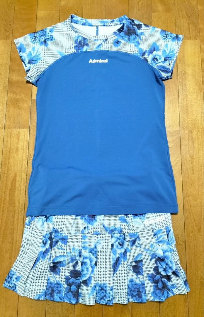 コ*ダ様 Admiral テニスウェア 青色 花柄