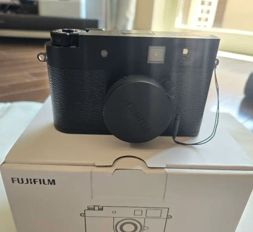 Fujifilm X-half ブラック 本体