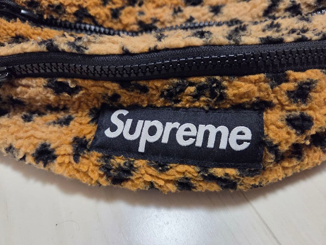 【美品】Supreme シュプリーム ボディバッグ