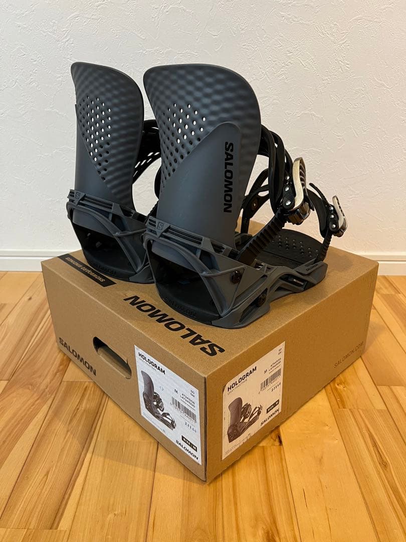 SALOMON HOLOGRAM 23-24 サロモン ホログラム　M グレー