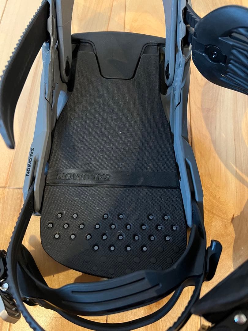 SALOMON HOLOGRAM 23-24 サロモン ホログラム　M グレー