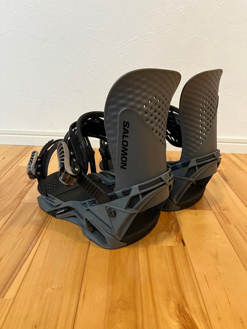 SALOMON HOLOGRAM 23-24 サロモン ホログラム　M グレー