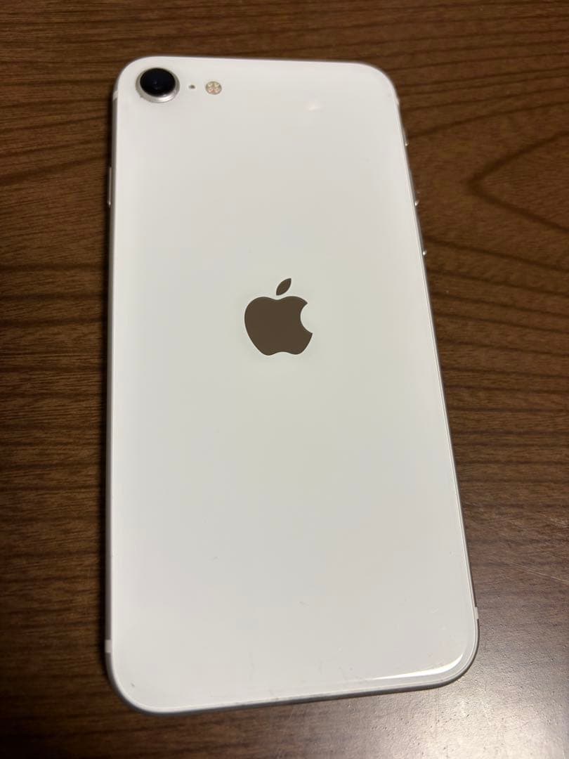 K*様 iPhoneSE 第二世代　128GB ホワイト