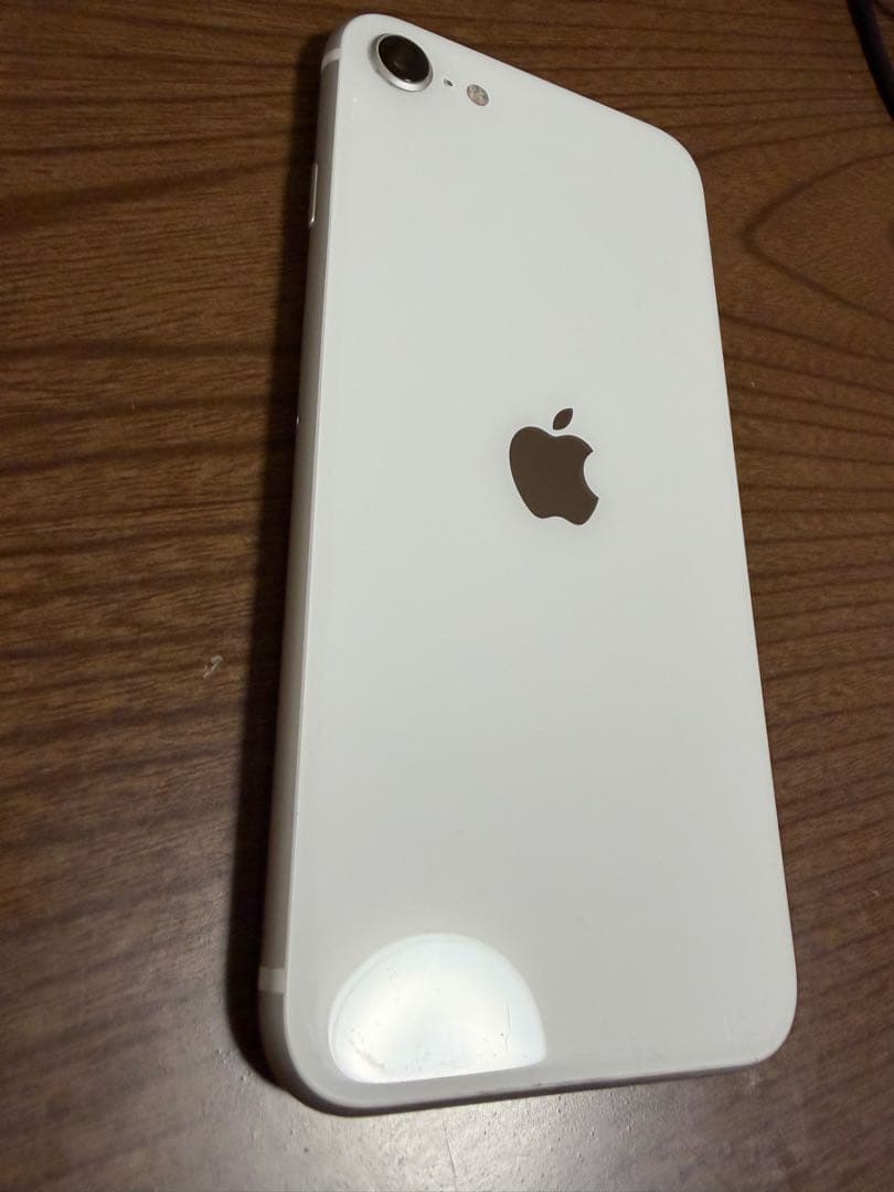 K*様 iPhoneSE 第二世代　128GB ホワイト