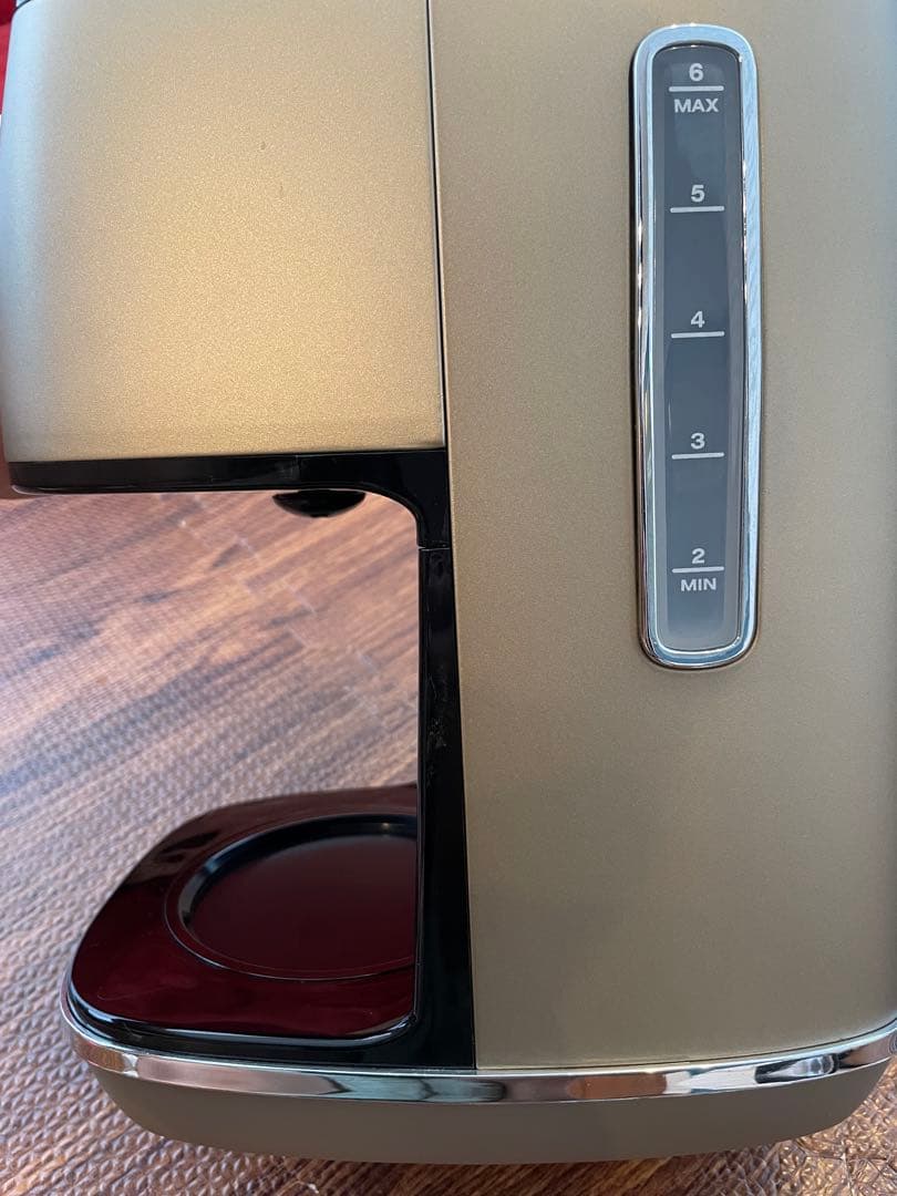 デオロンギ　ディスティンタ　ドリップコーヒーメーカー　ICMI011J