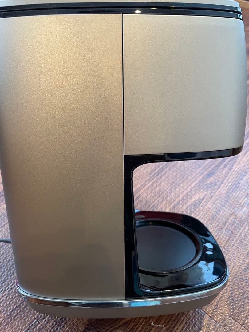 デオロンギ　ディスティンタ　ドリップコーヒーメーカー　ICMI011J