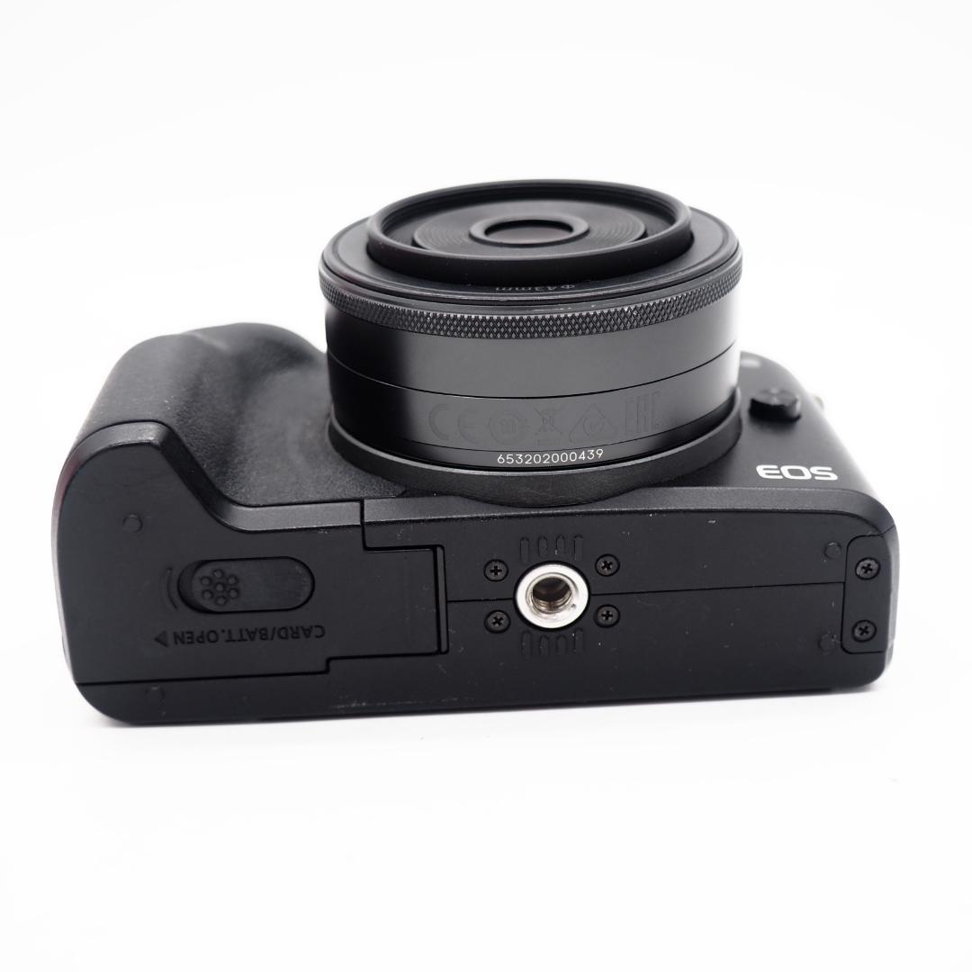 Canon Eos Kiss M ダブルレンズセット　ブラック