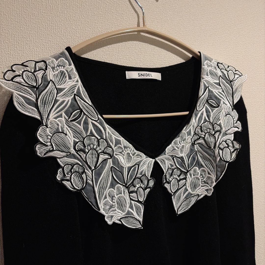 半額以下✨2025年モデル✨スナイデル　エンブロイダリーカラーニットプルオーバー