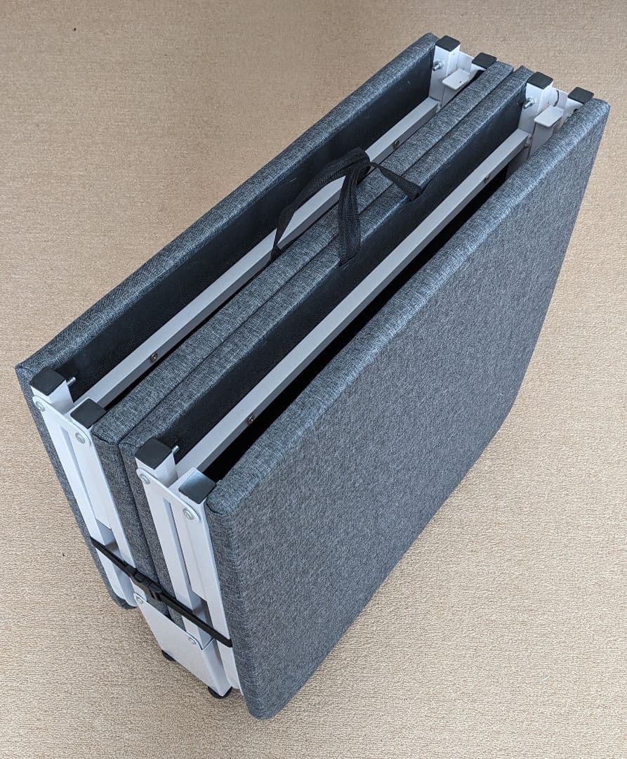 折りたたみ式簡易ベッド 超コンパクト 耐荷重200㌔ 送料無料