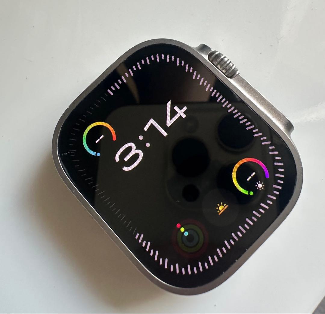 Apple Watch Ultra 第1世代 49mm チタニウムケース