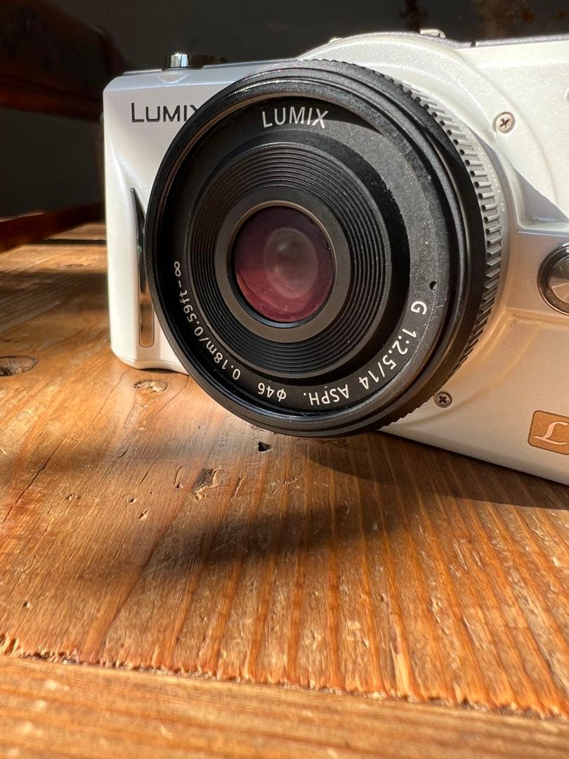 Panasonic DMC-GF2 ミラーレスカメラセット