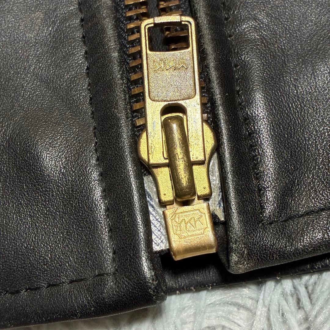 【良品】FIRST genuine leather 本革 黒 金 シングル